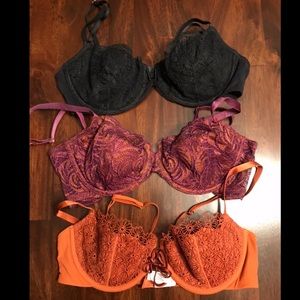 NWOT Victoria Secret’s Very Sexy Push-up Bra 34C